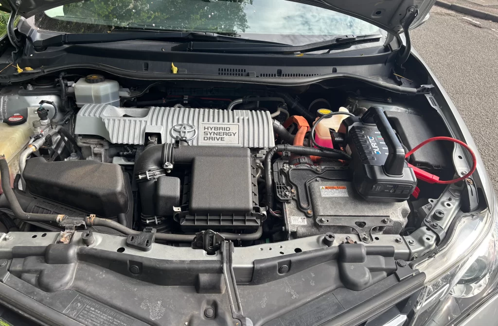 Should You Jump Start Your Car Yourself?