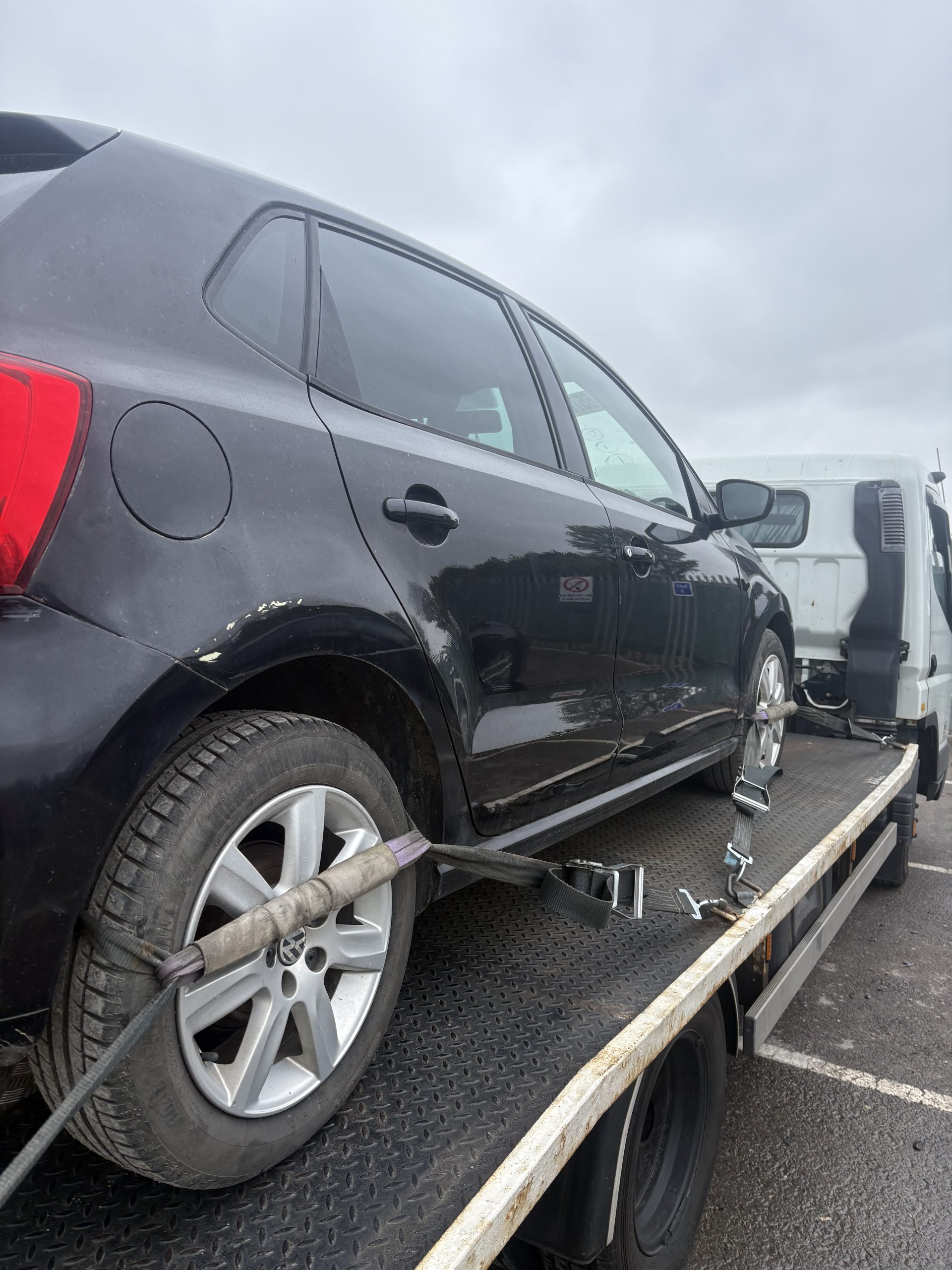 Vehicle breakdown recovery using a recovery truck