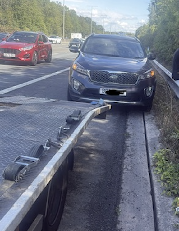 What to Do If Your Car Breaks Down on the M1
